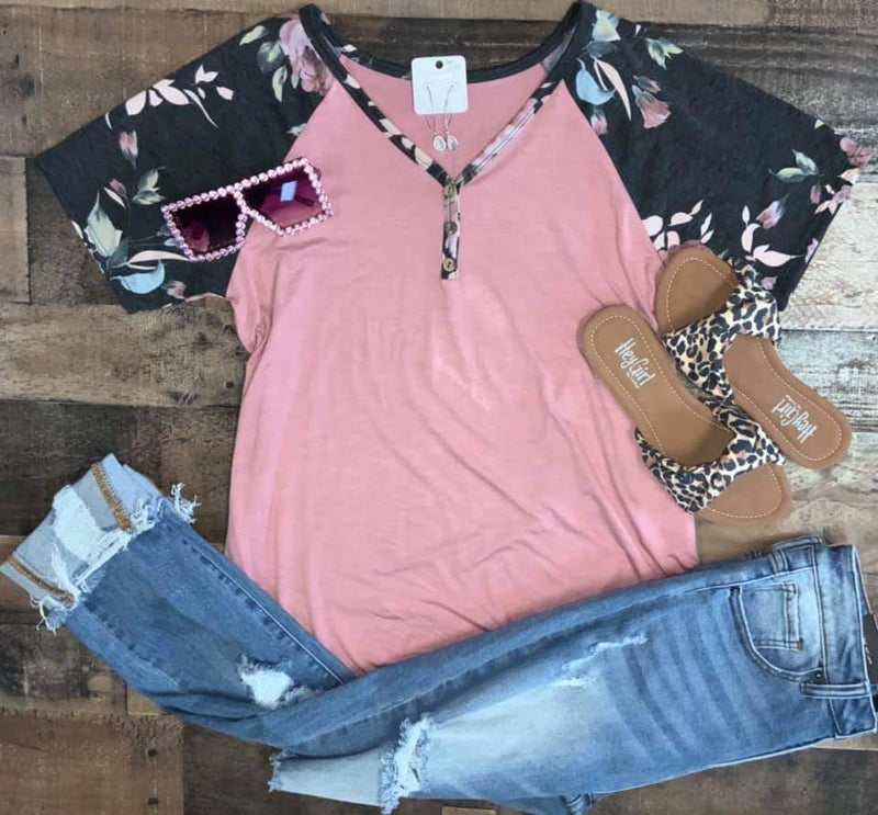 1292 - Dusty Pink Floral Raglan Top - Small to Large