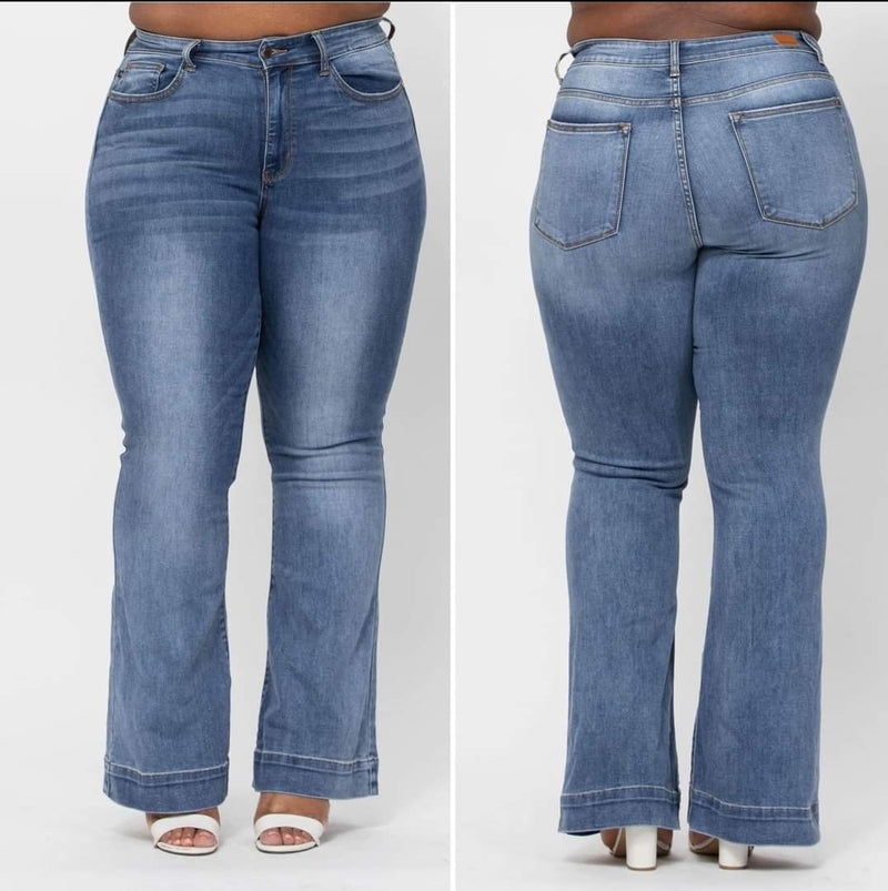 Judy Blue Flare Jeans - Plus